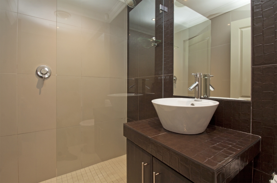 To Let 3 Bedroom Property for Rent in Cairnside Western Cape